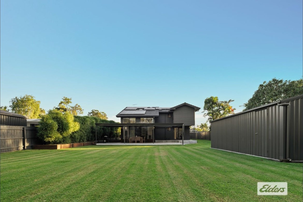 Oak Street, Shailer Park